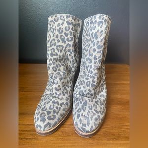 Rebels Jana taupe leopard suede boots Size 6